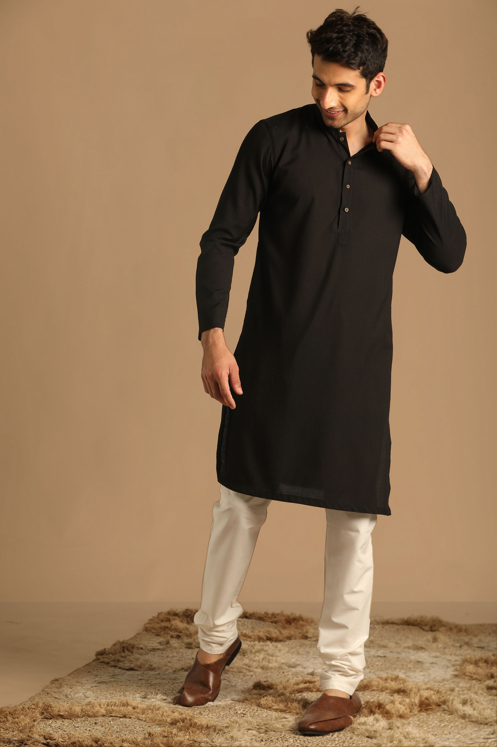 Manyavar Men Casual Black Kurta