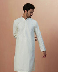 Manyavar Men Seashell White Chikankari Kurta Pajama