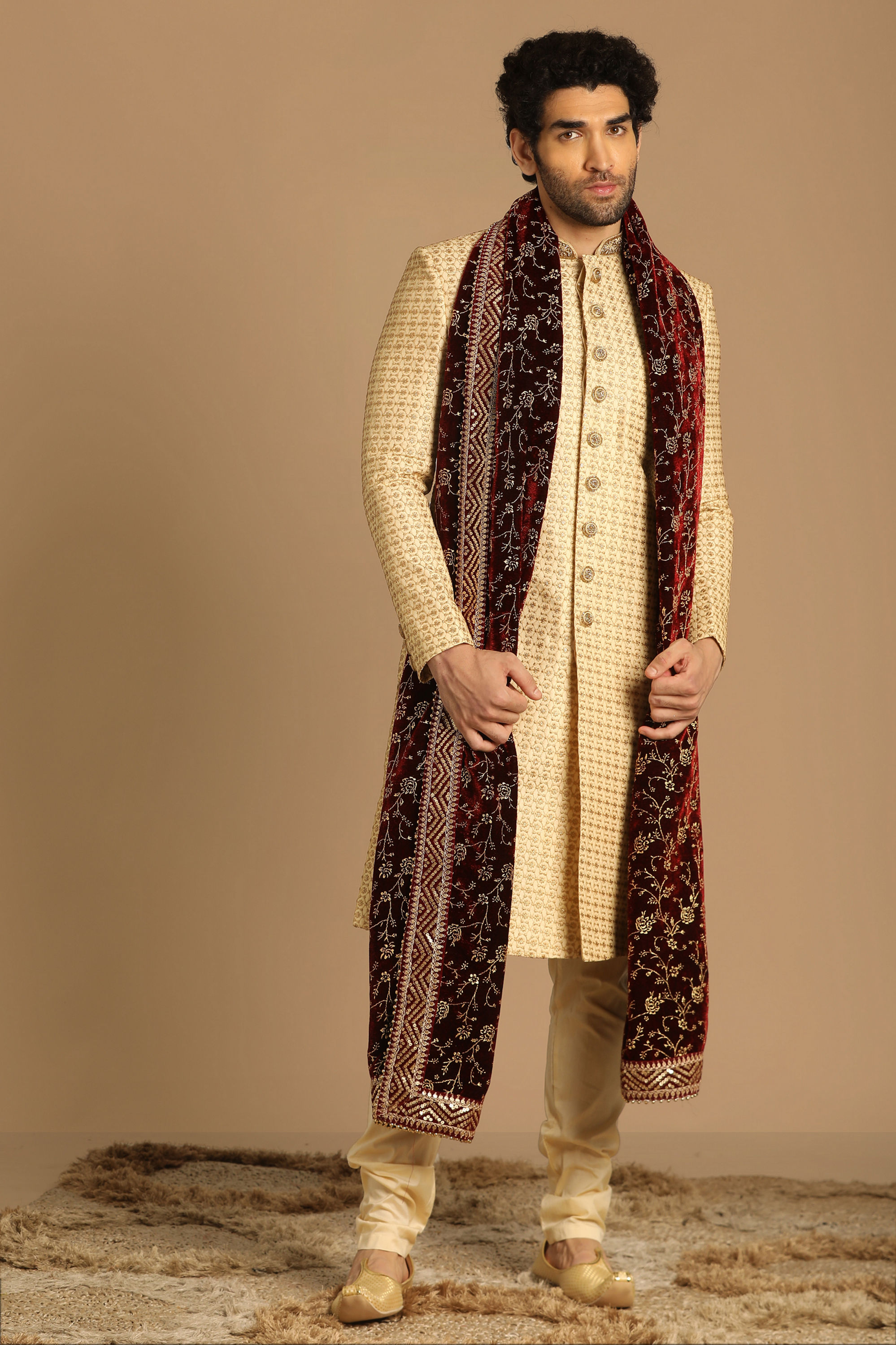 Manyavar Men Nouvelle Beige Sherwani