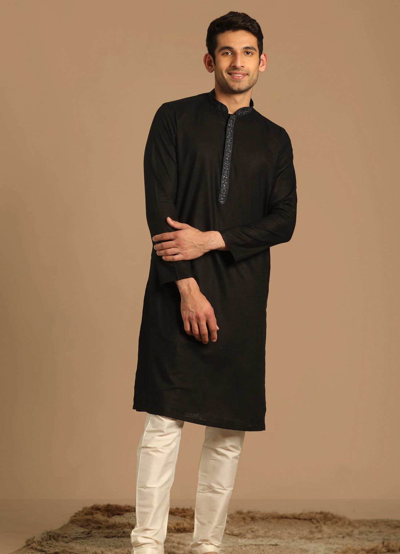 Manyavar Men Black Kurta Set With Neck Detailing