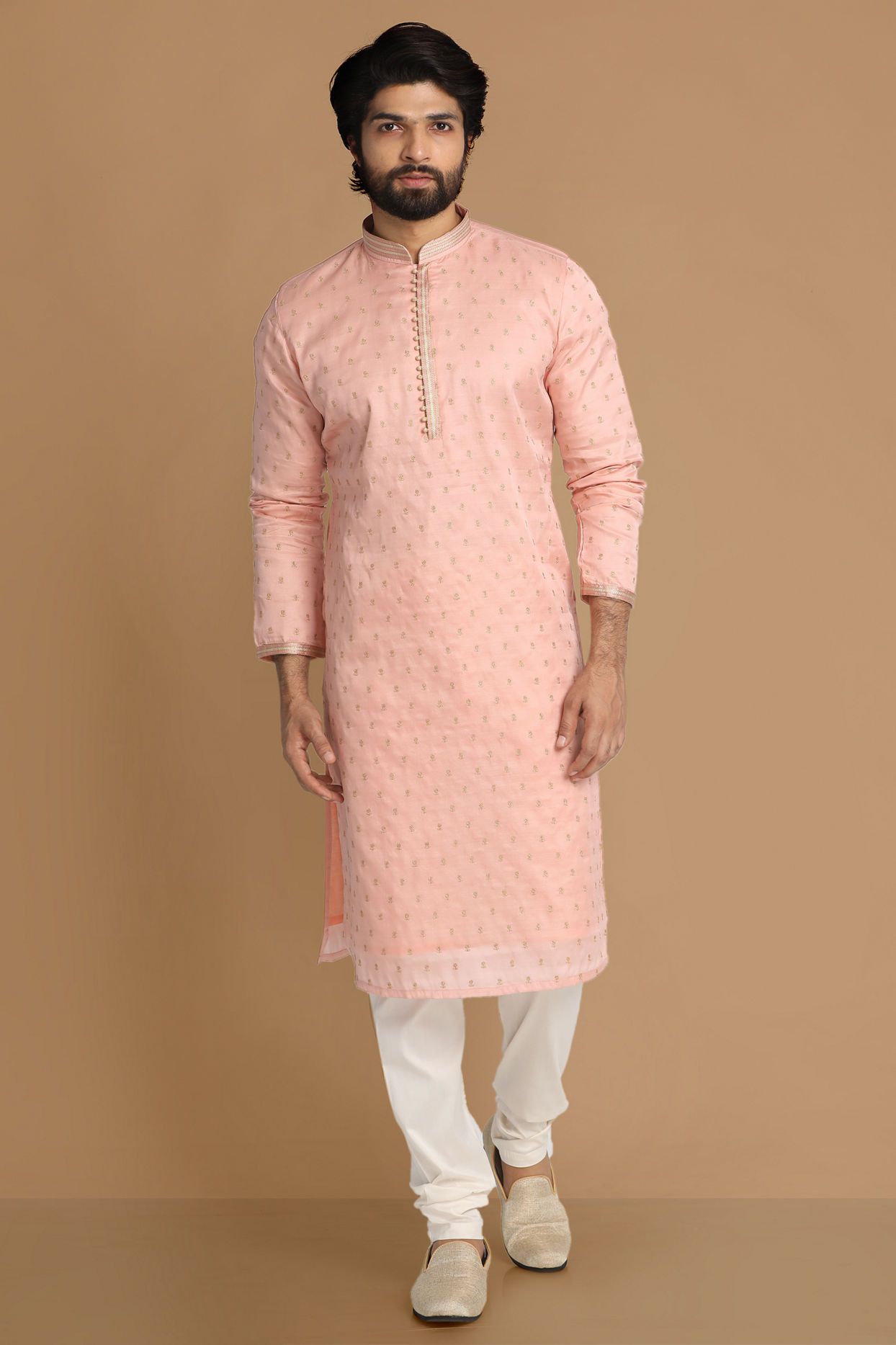 alt message - Manyavar Men Light Pink Kurta Pajama With Minimalist Motifs image number 1