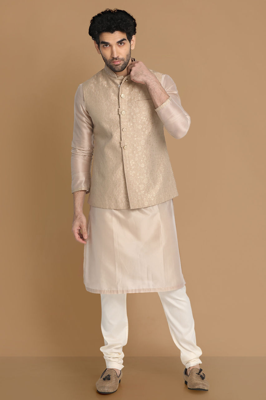 Manyavar Men Floral Patterned Cream Kurta Jacket Set