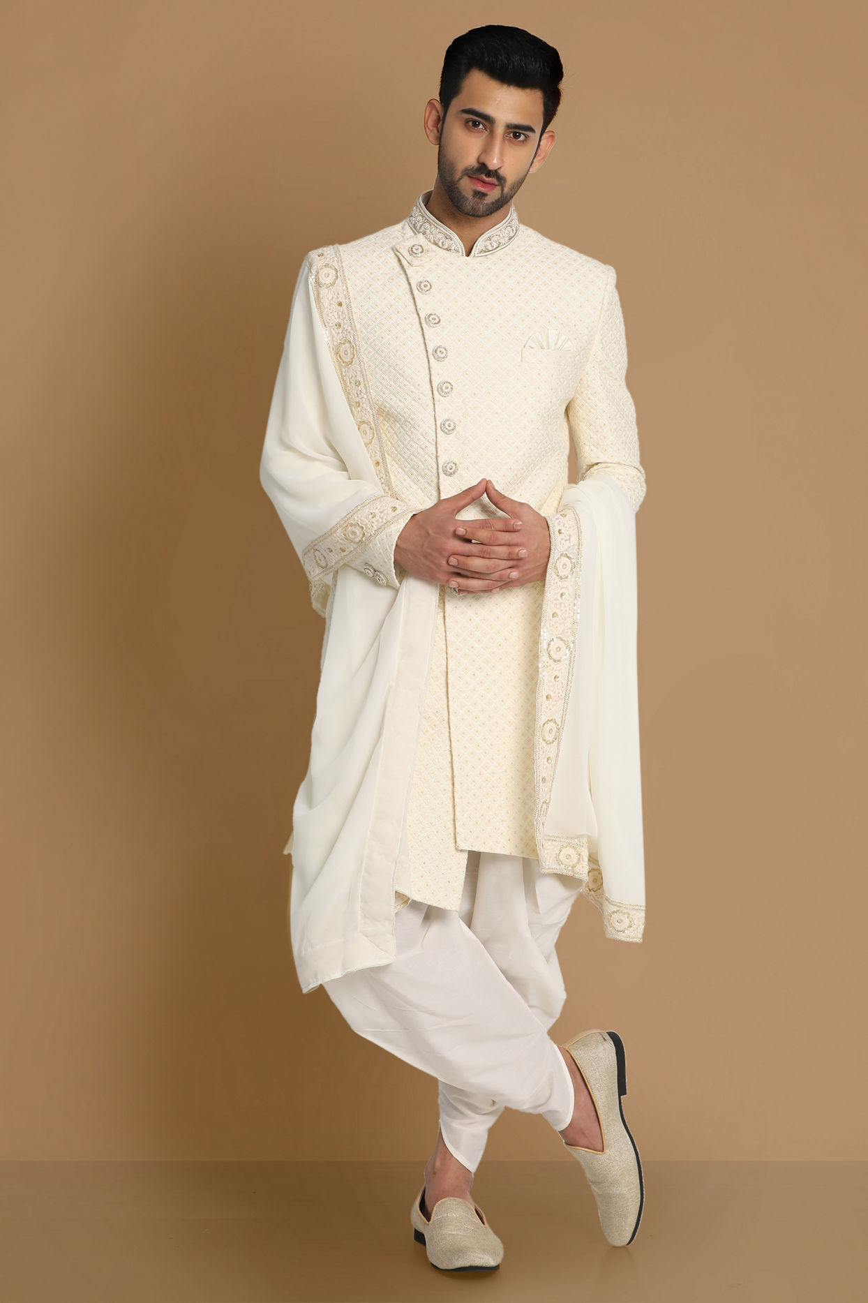 alt message - Manyavar Men Luxe Cream Indo Western Set image number 1