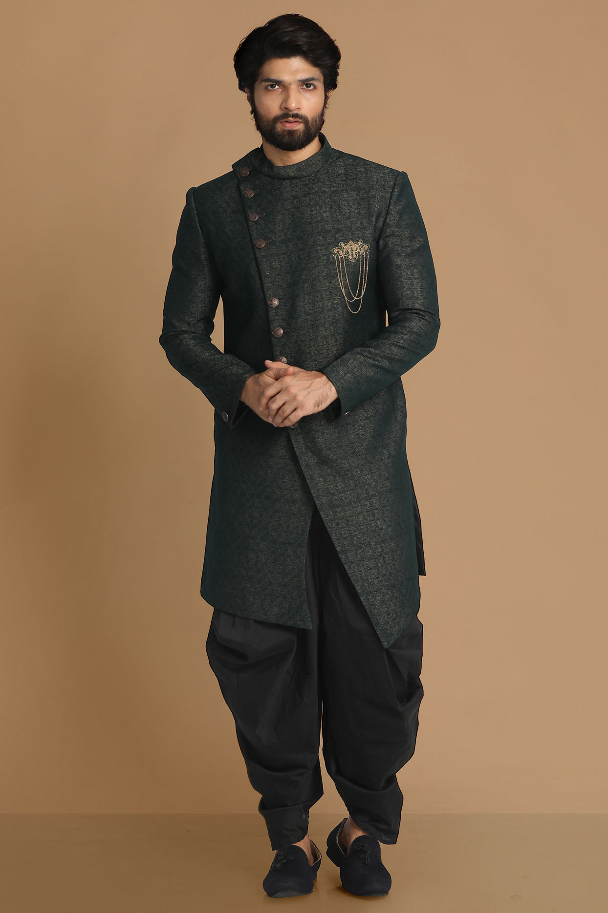 alt message - Manyavar Men Contemporary Green Indo-Western image number 2