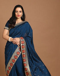 Mohey Women Georgeous Blus Saree