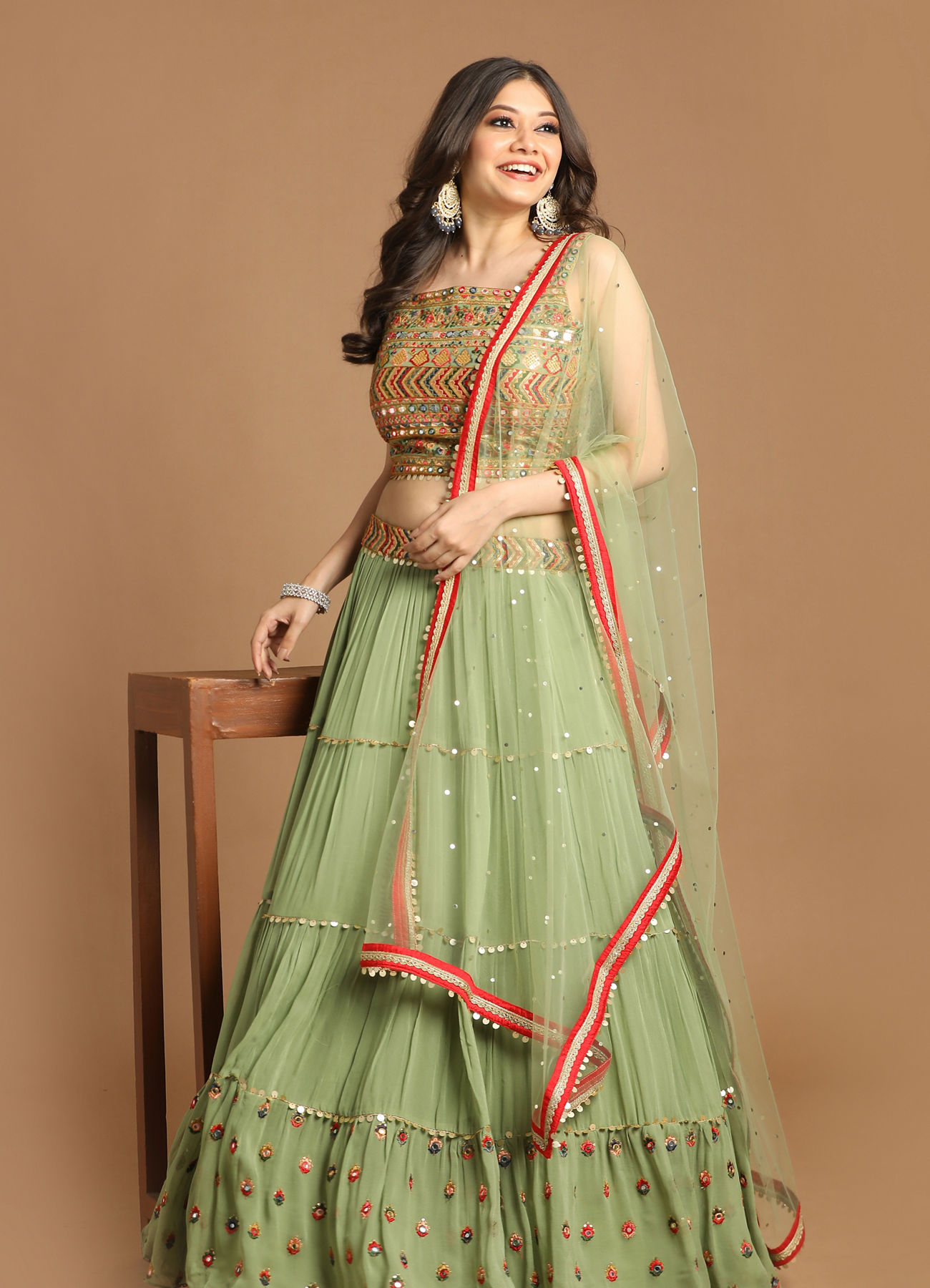Mohey Women Attractive Pista Stitched Suit