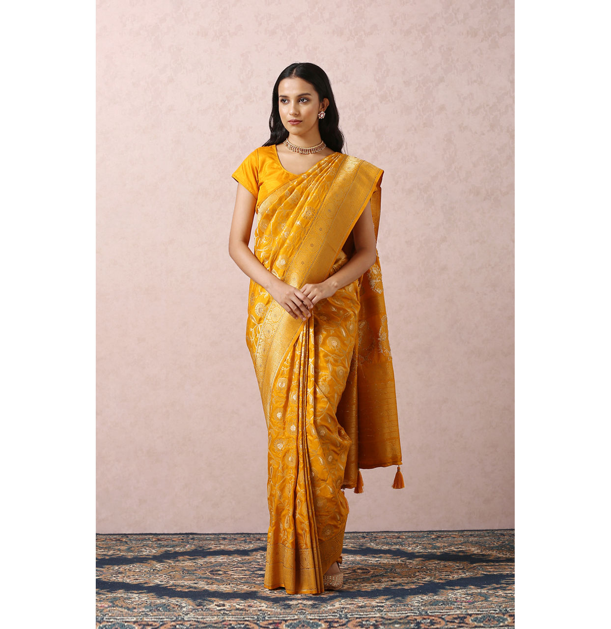 Mohey Women Mustard Yellow Saree With Gold Border
