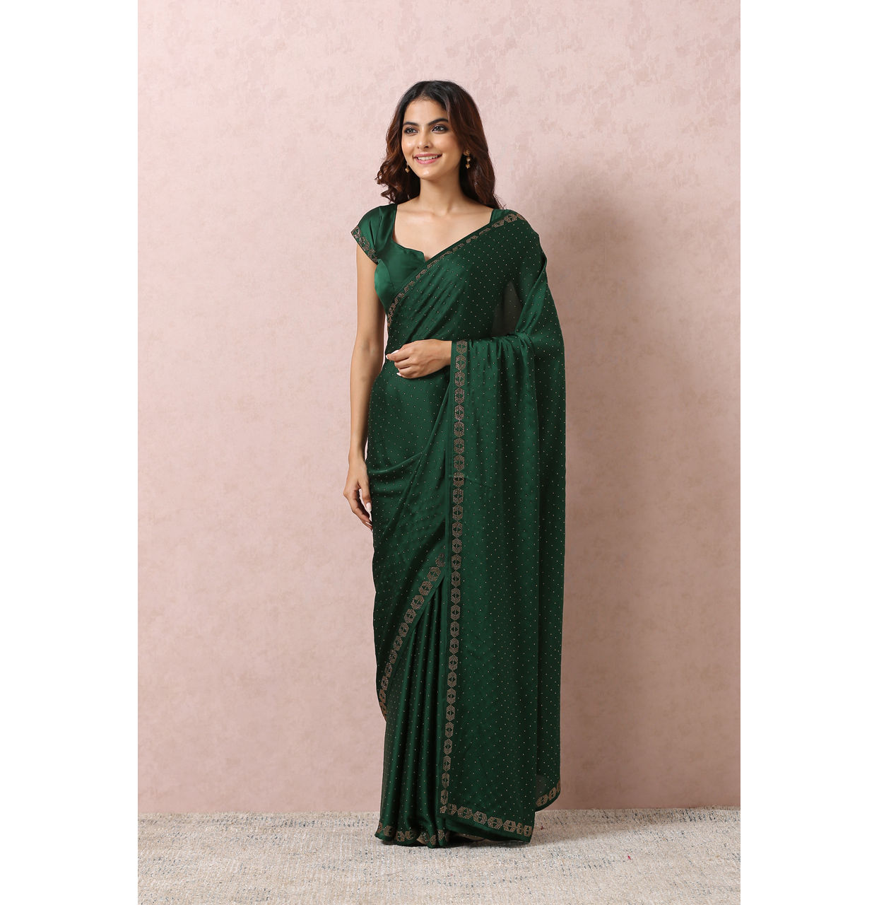 alt message - Mohey Women Bottle Green Satin Saree With Stone Embellishment image number 0