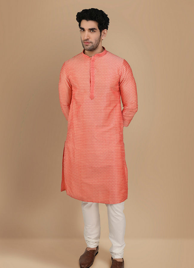 alt message - Manyavar Men Rust Pink Self Design Kurta Set image number 1