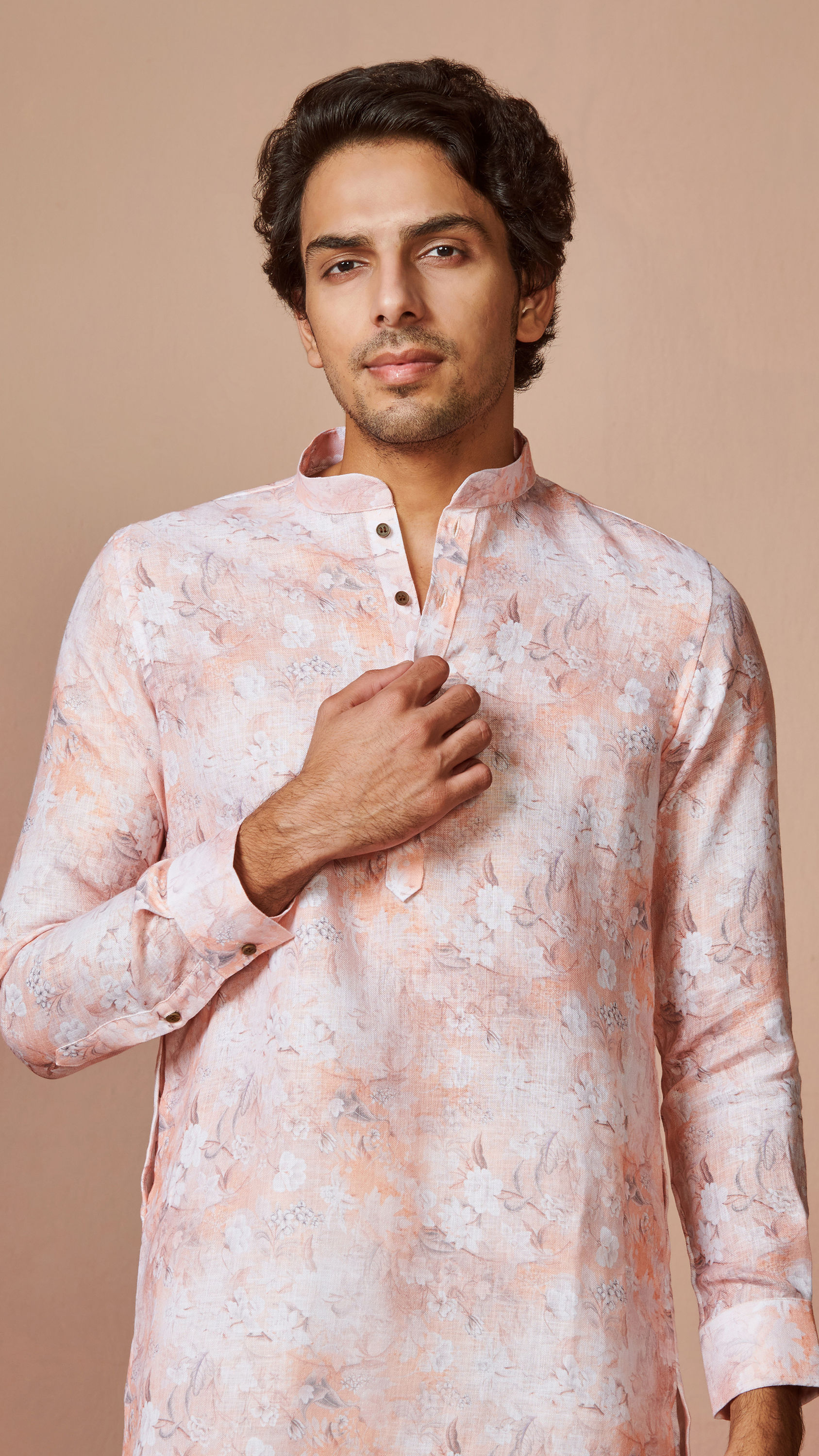 Manyavar Men Light Pink Floral Kurta