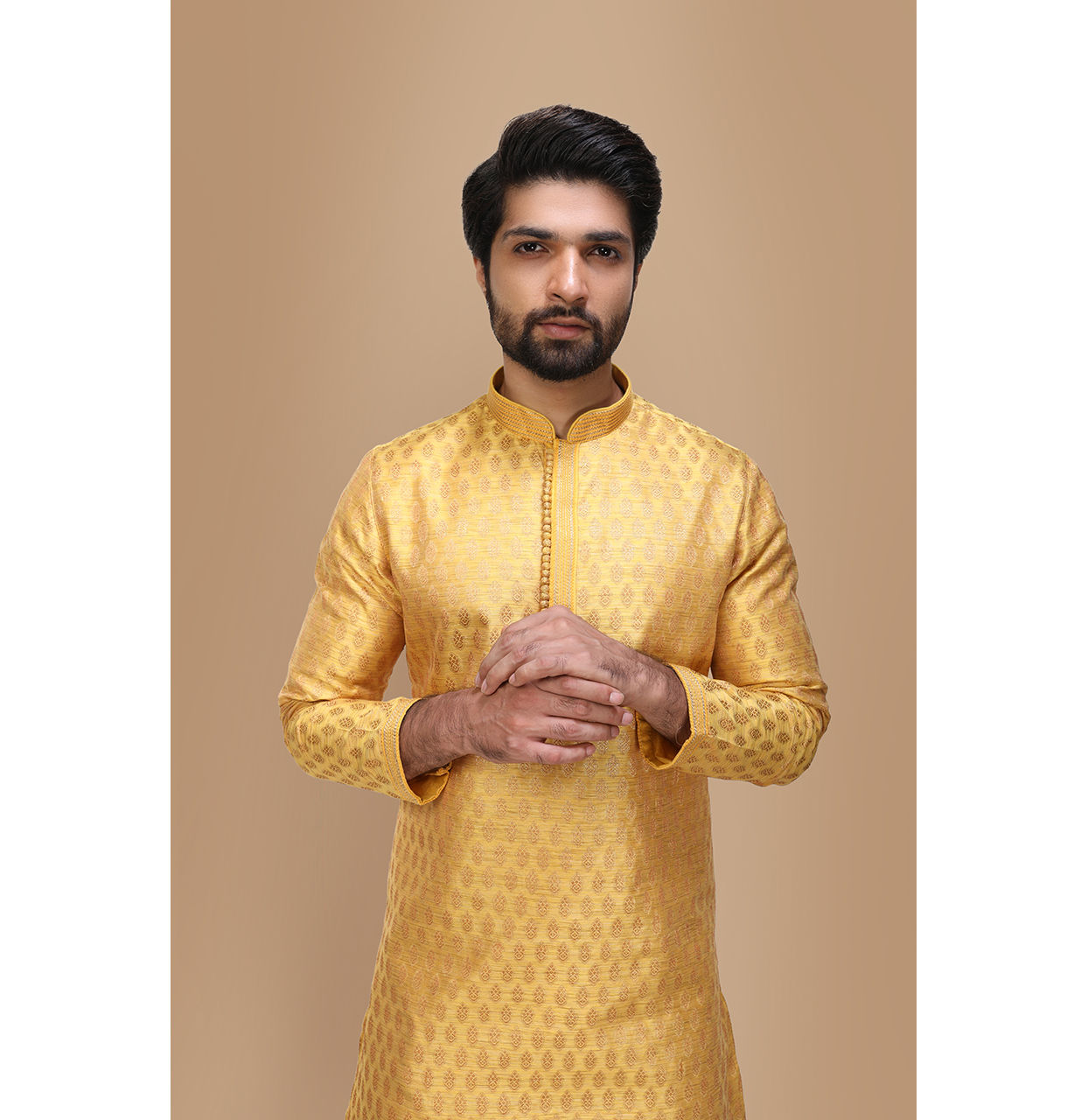 Manyavar Men Yellow Jacquard Kurta Set image number 0