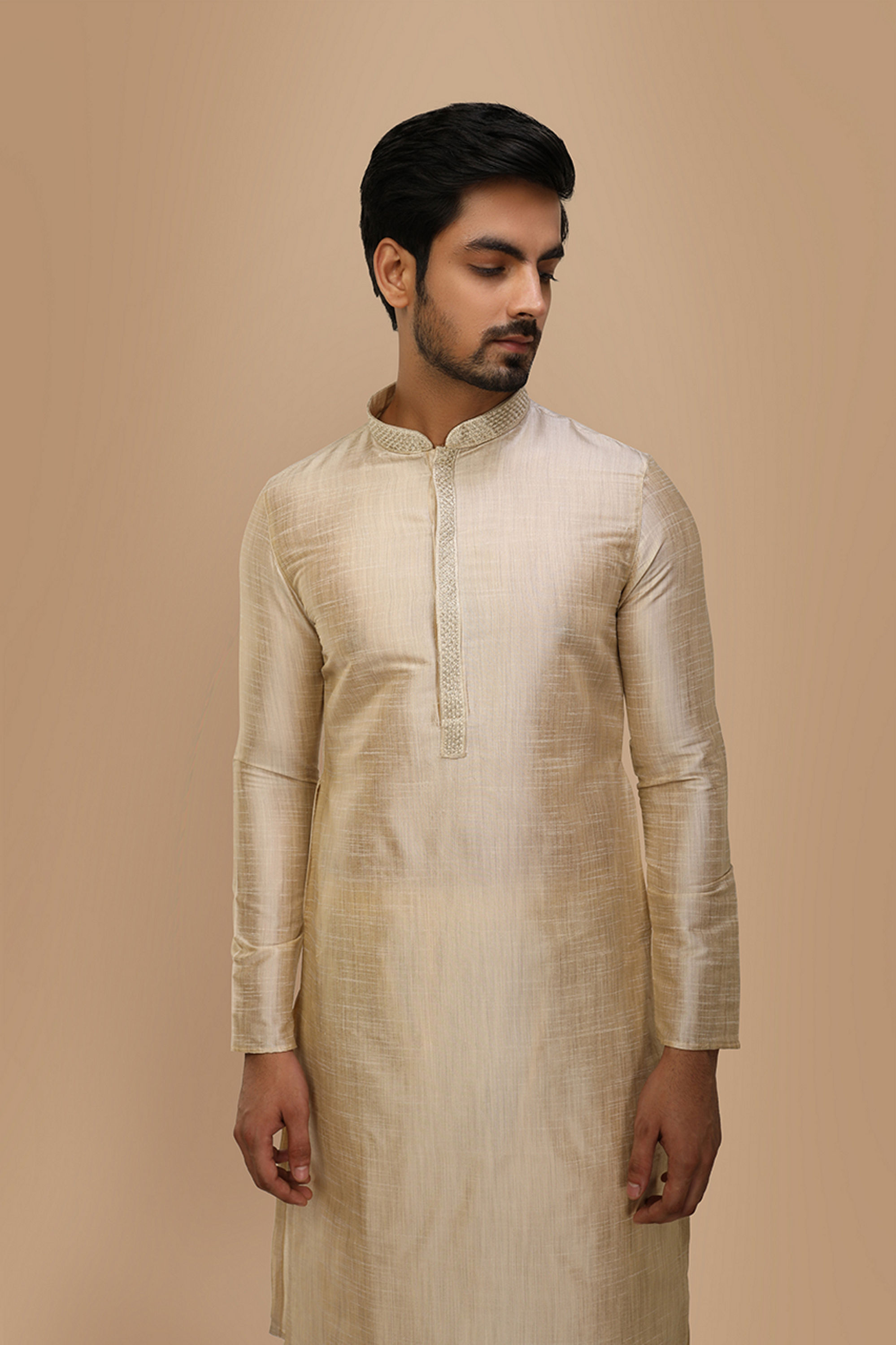 Manyavar Men Green Art Silk Embroidered Kurta Set