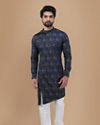 alt message - Manyavar Men Royal Blue Floral Print Kurta image number 1