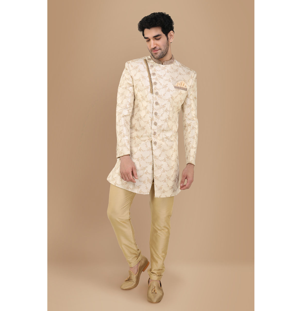 alt message - Manyavar Men Blissful Beige Indo Western Set image number 1