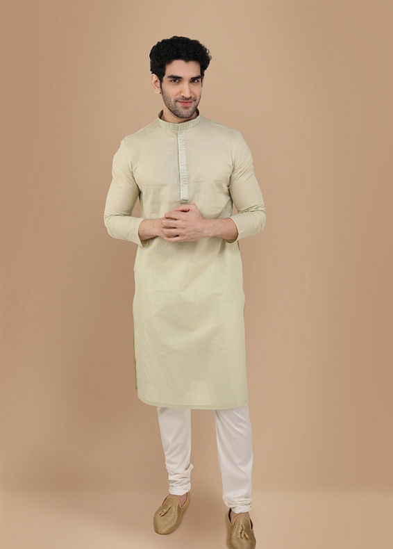 Manyavar Men Light Green Solid Kurta Set With Neck Detailing