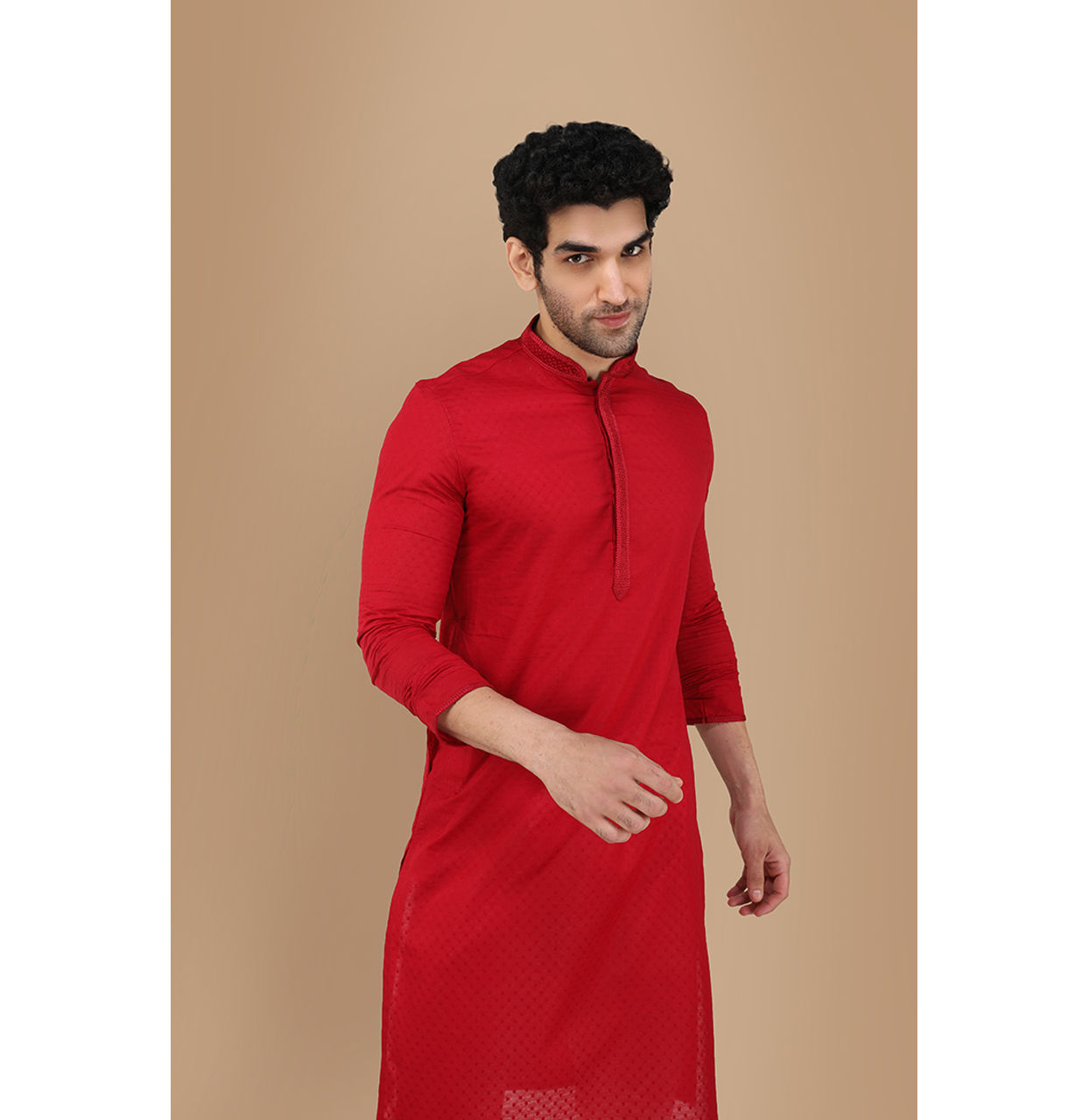 alt message - Manyavar Men Scarlet Red Kurta Set With Neck Detailing image number 0