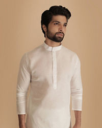 Manyavar Men Pearl White Solid Kurta Set