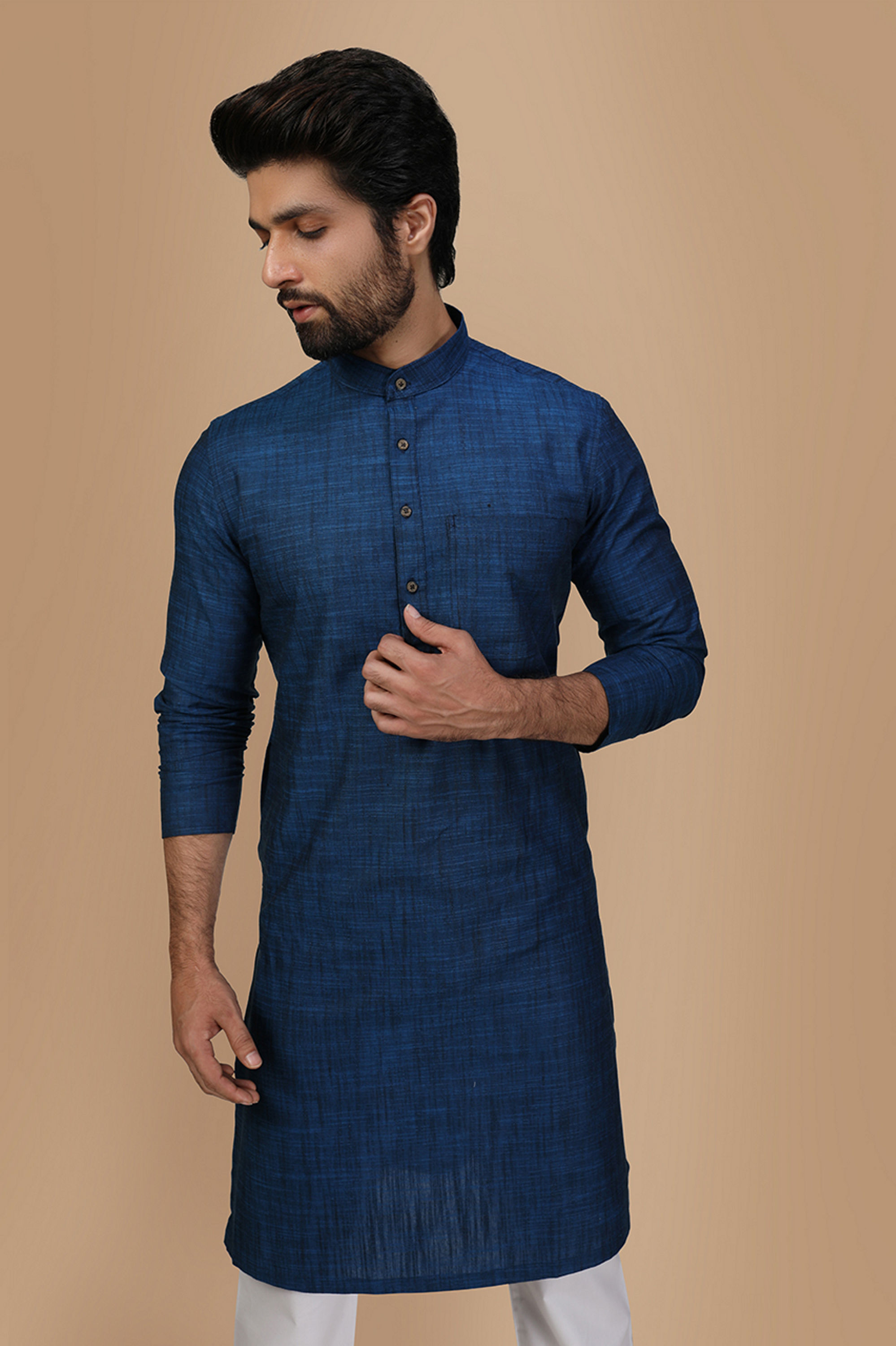 Manyavar Men Minimalist Blue Cotton Blend Kurta