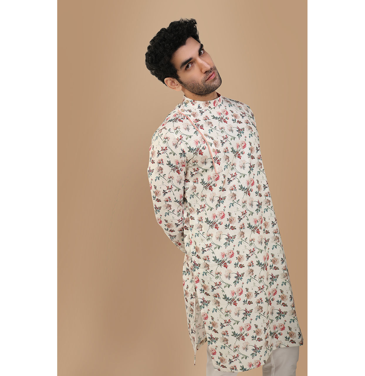 alt message - Manyavar Men Off White Side Open Floral Print Kurta image number 0