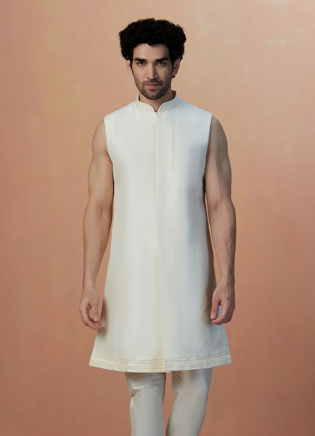 Manyavar Men Off White Sequins Embroidered Indo Western