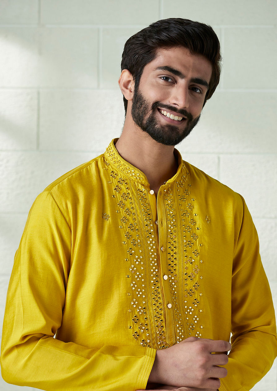 alt message - Twamev Men Empire Yellow Mirror Embroidered Kurta Set image number 0