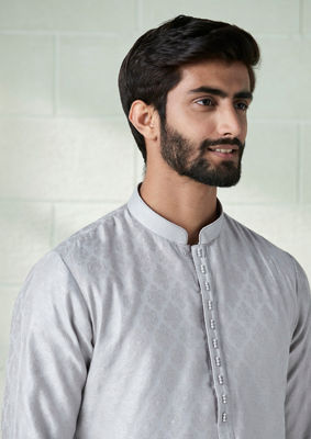 alt message - Twamev Men Cloud Silver Grey Self Pattern Kurta Set image number 0