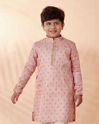 Manyavar Boys Boys Coral Pink Self Motif Kurta Set