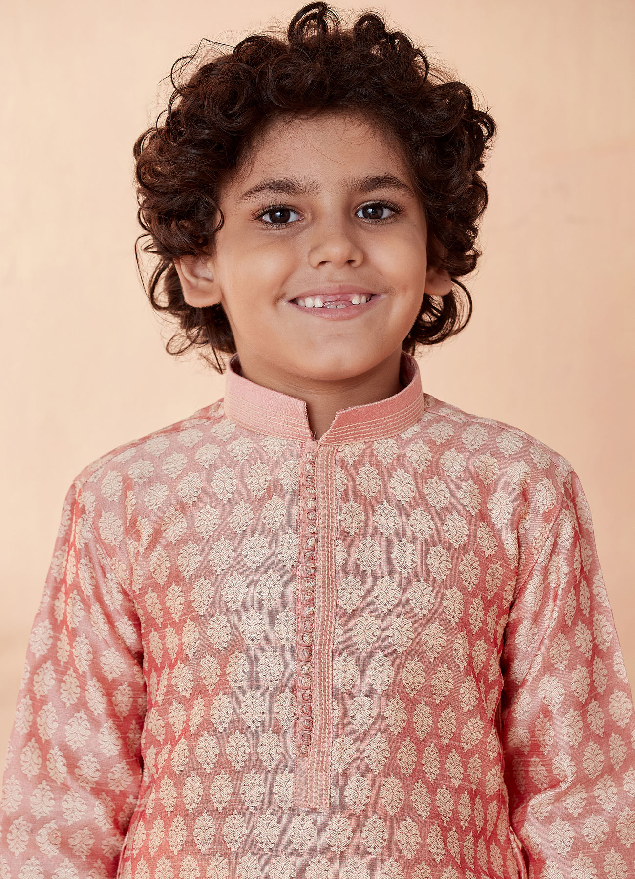 Manyavar Boys Boys Salmon Pink Jacquard Kurta Set