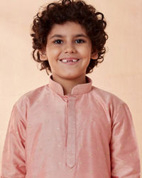 Manyavar Boys Boys Gajari Self Motif Kurta Set