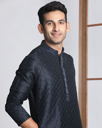 Manyavar Men Navy Blue Self Design Kurta Pajama