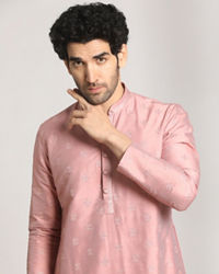 Manyavar Men Light Pink Festive Kurta Pajama With Embroidery Work