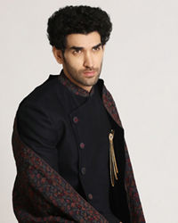 Manyavar Men Dark Blue Indo Western With Dupatta