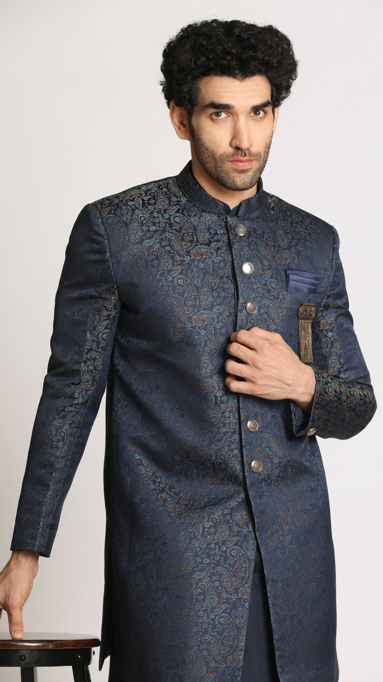 alt message - Manyavar Men Blue Paisley Print Indo Western image number 0