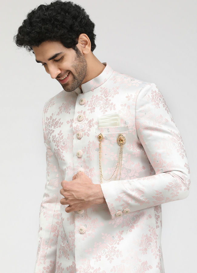 Manyavar hotsell marriage sherwani