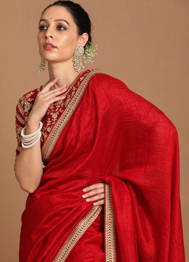 alt message - Mohey Women Splendid Dark Red Saree image number 1