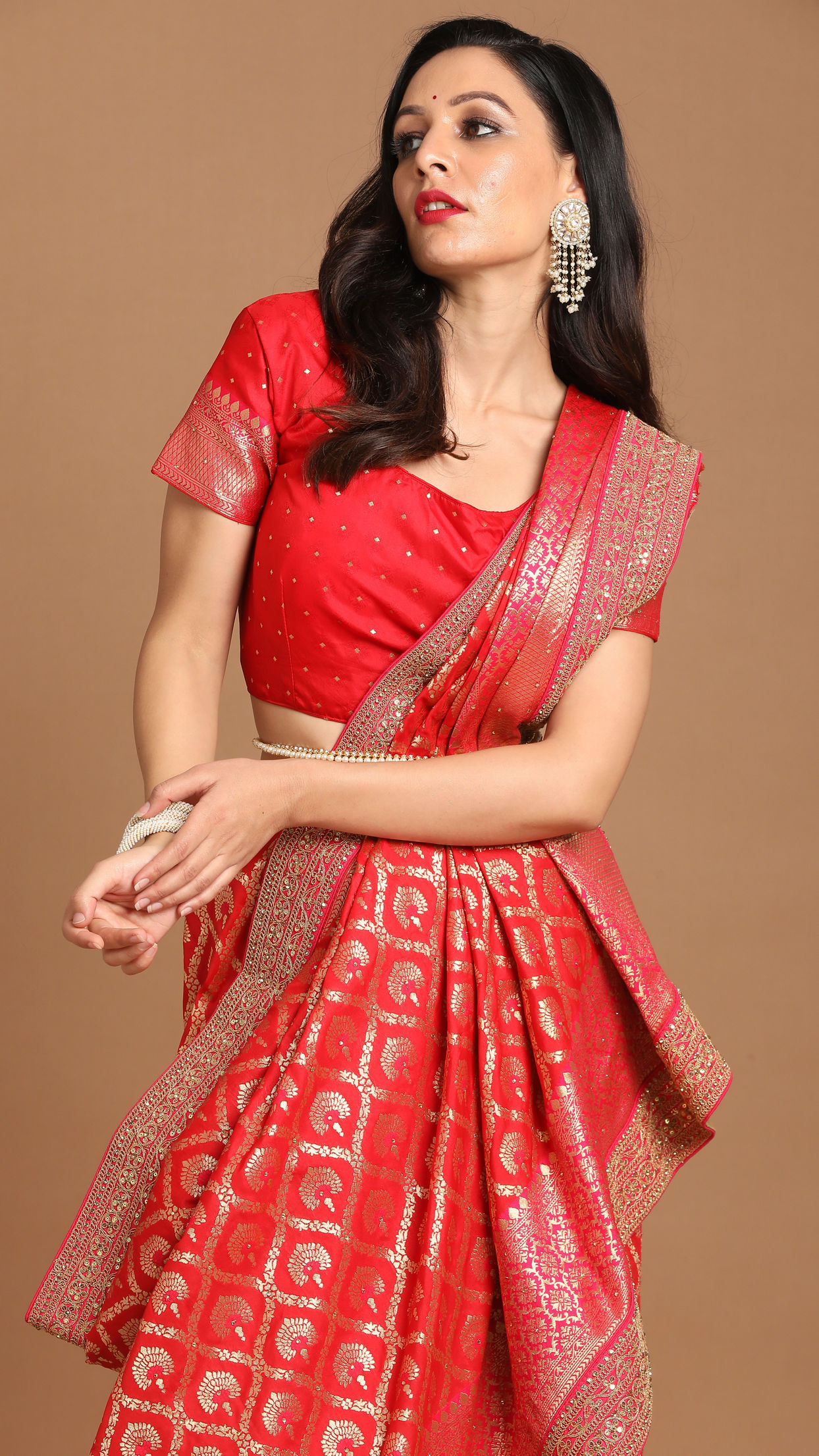 Blissful Rani Red Saree image number 1