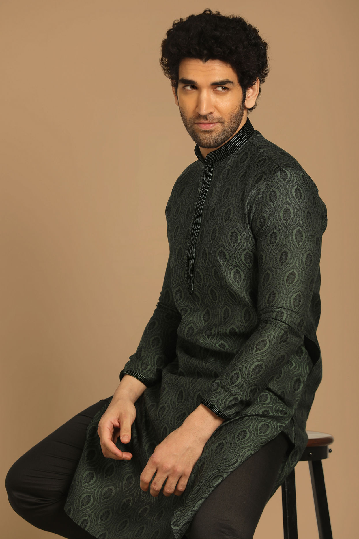 alt message - Manyavar Men Dapper Light Green Kurta Set image number 0