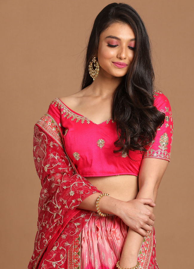 Mohey Women Mesmerizing Rani Pink Benarasi Lehenga