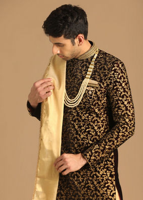 alt message - Manyavar Men Enigmatic Maroon Sherwani With Dupatta image number 0