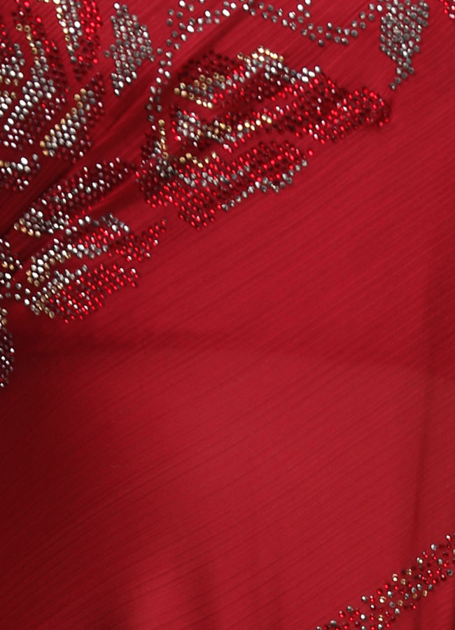 Mohey Women Mesmerizing Maroon Saree