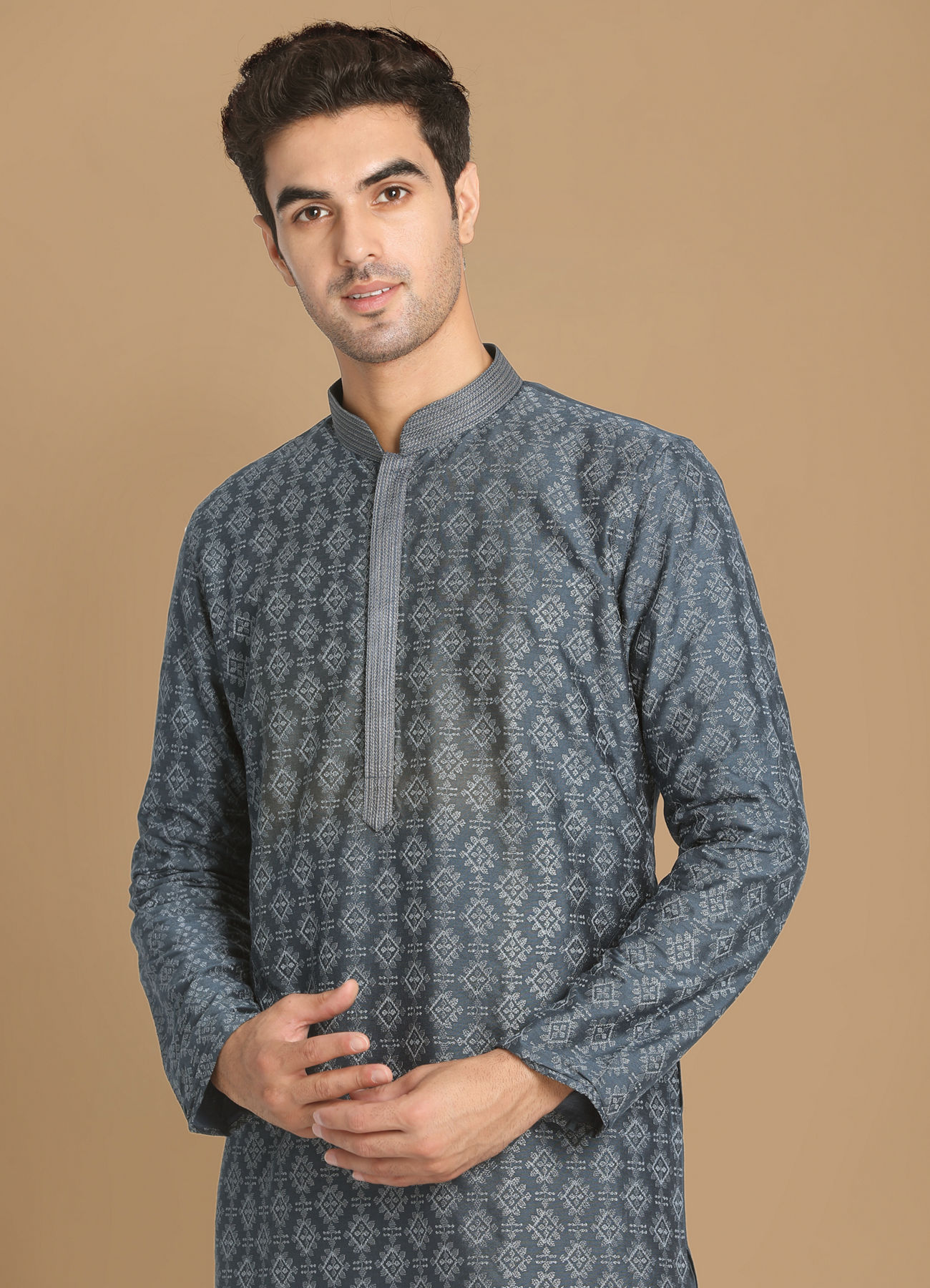 Manyavar Men Charismatic Feroze Kurta Set