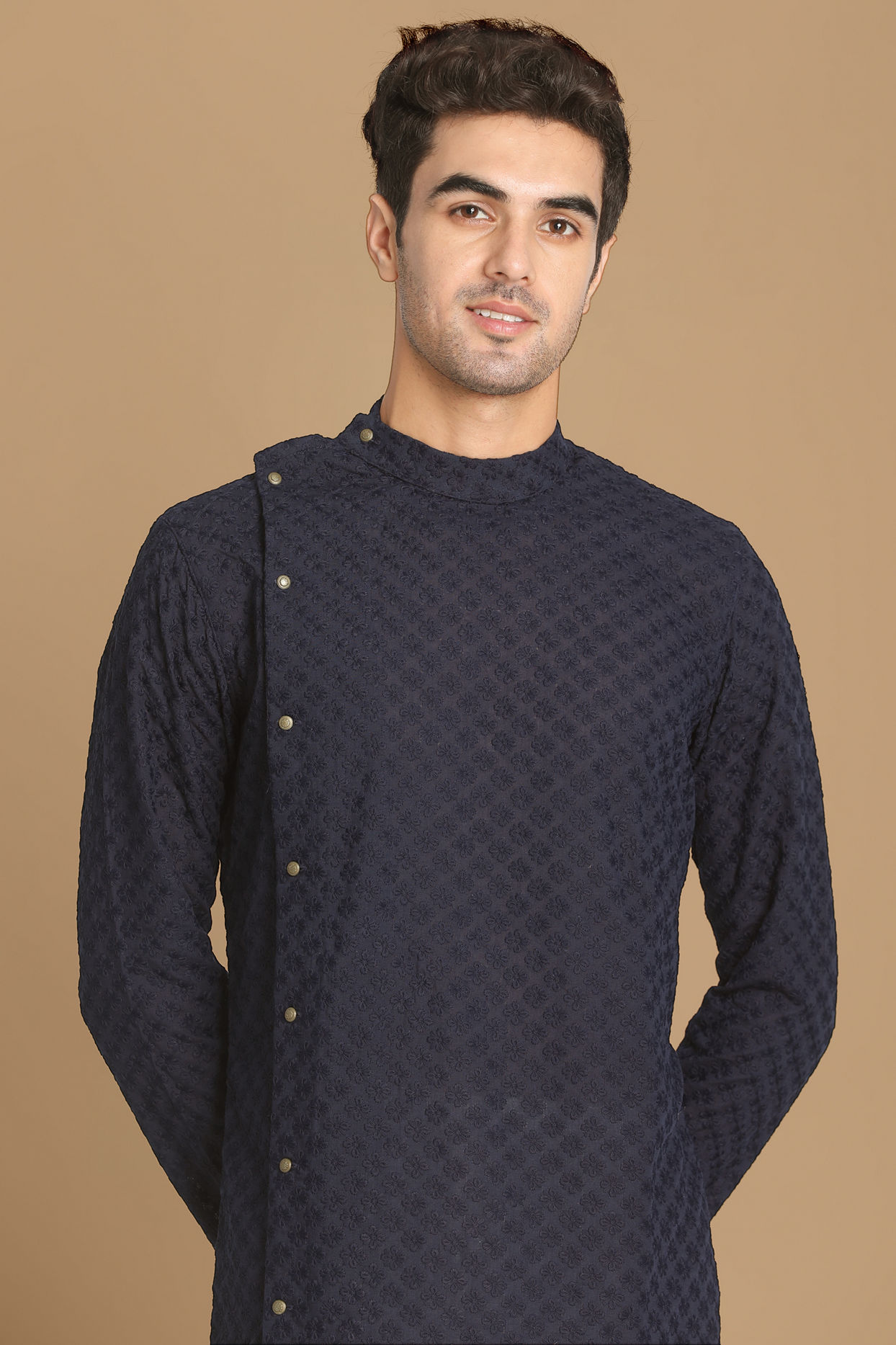 alt message - Manyavar Men Navy Blue Side Open Chikankari Kurta Set image number 0