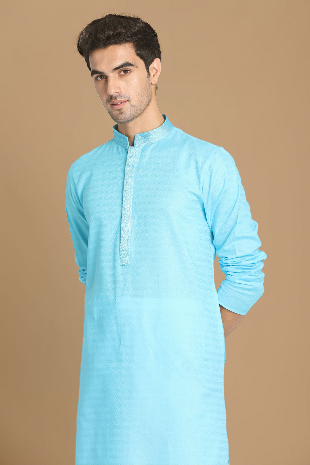 alt message - Manyavar Men Ocean Blue Self Design Kurta Set image number 0