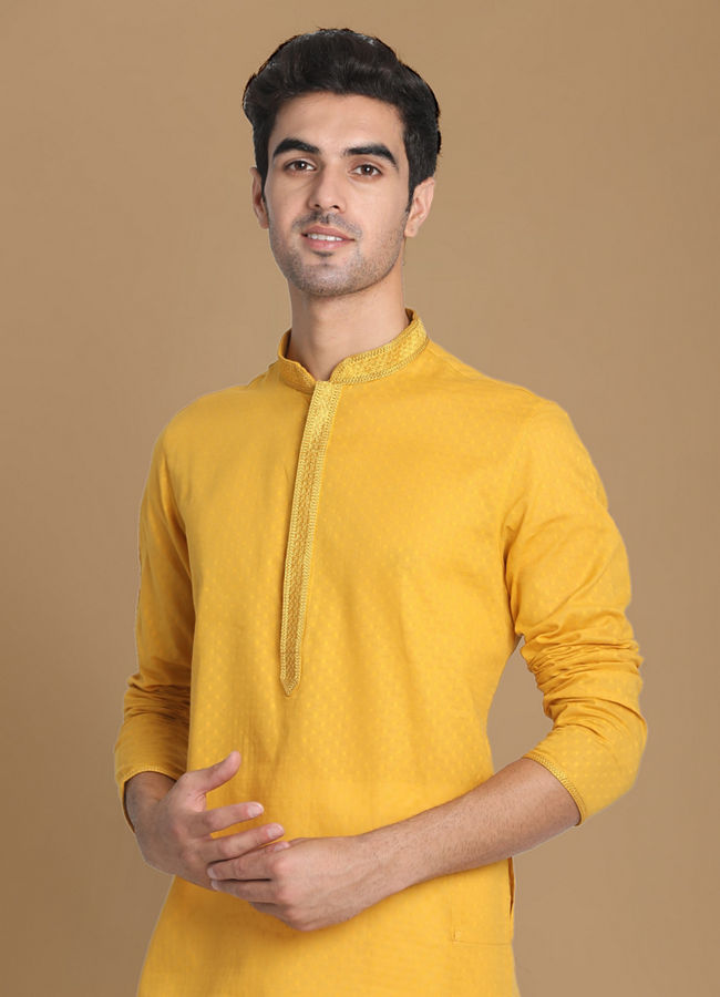 alt message - Manyavar Men Mustard Yellow Self Booti Kurta Set image number 0