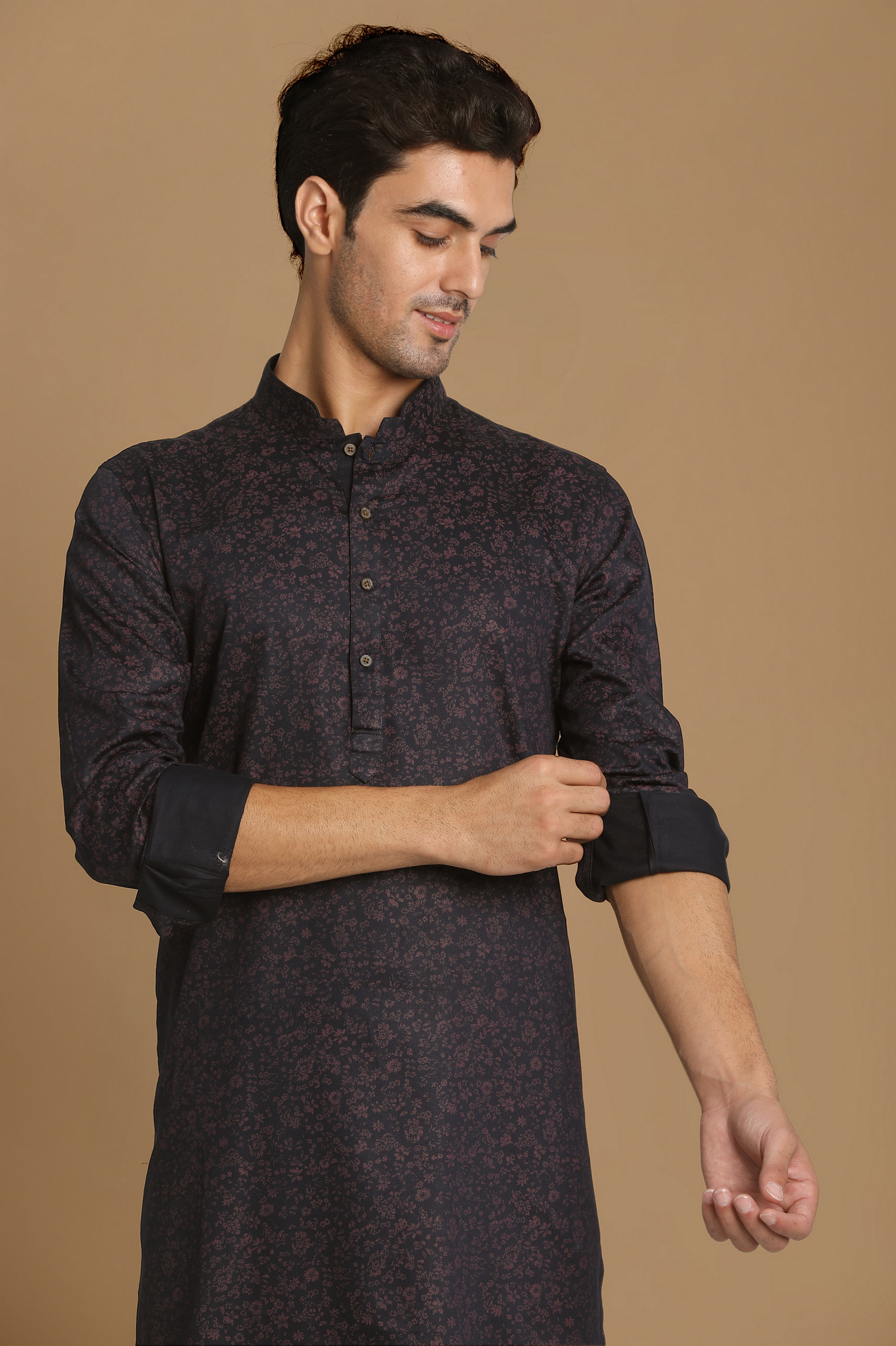 Manyavar Men Floral Printed Blue Kurta