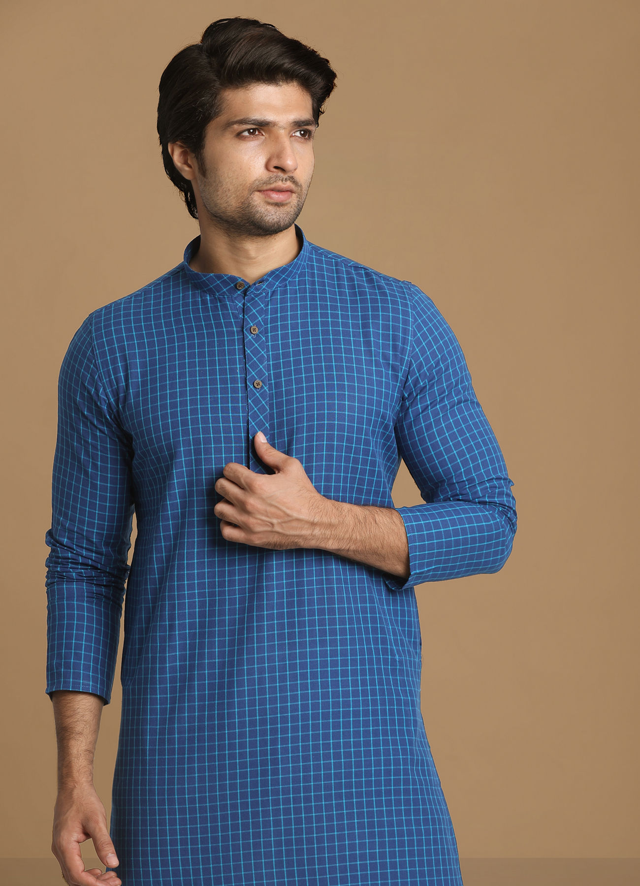 Manyavar Men Feroze Chequered Kurta