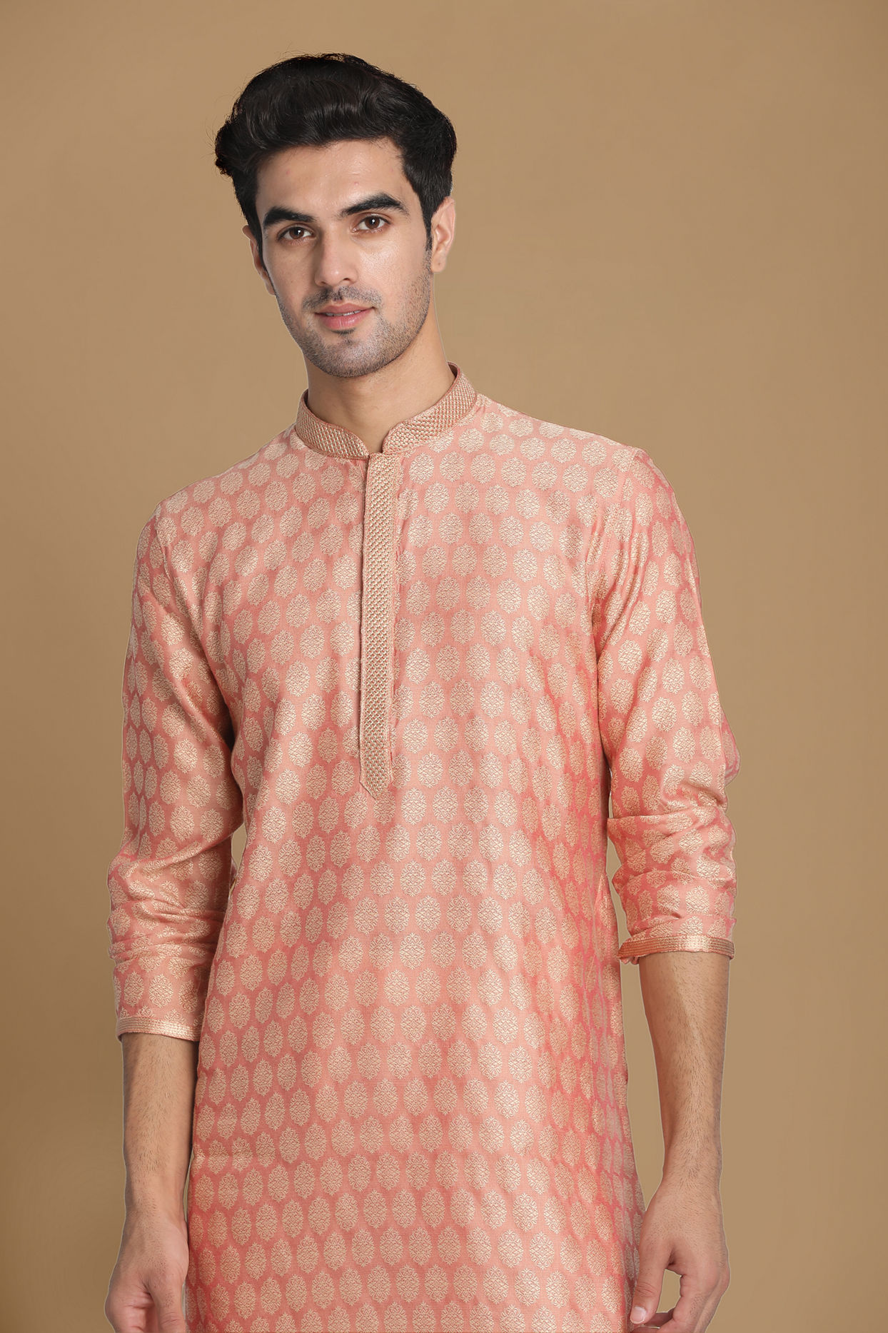 Manyavar Men Faded Pink Jacquard Kurta Set