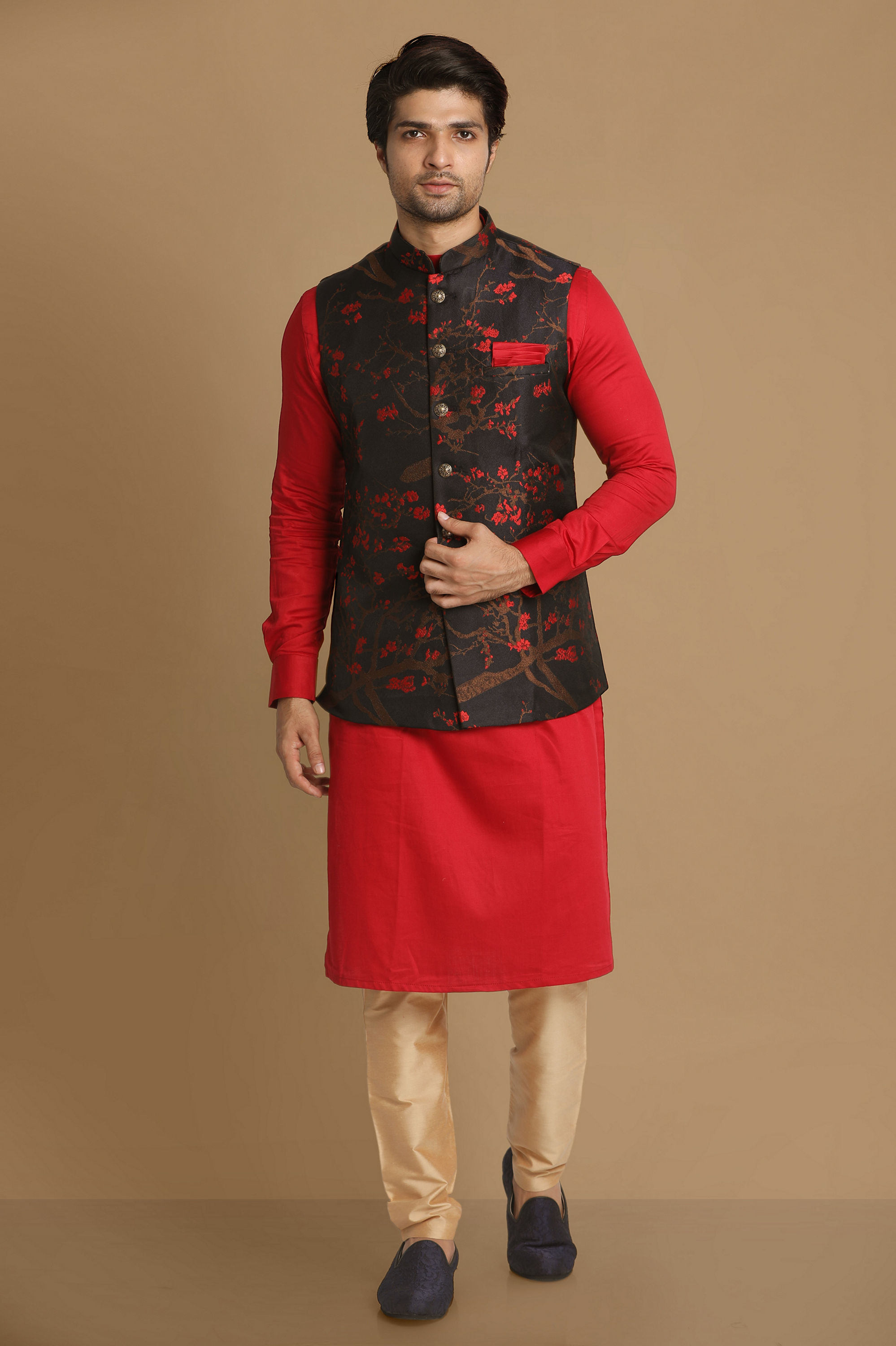 Manyavar Men Mesmerizing Red And Blue Kurta Jacket Set