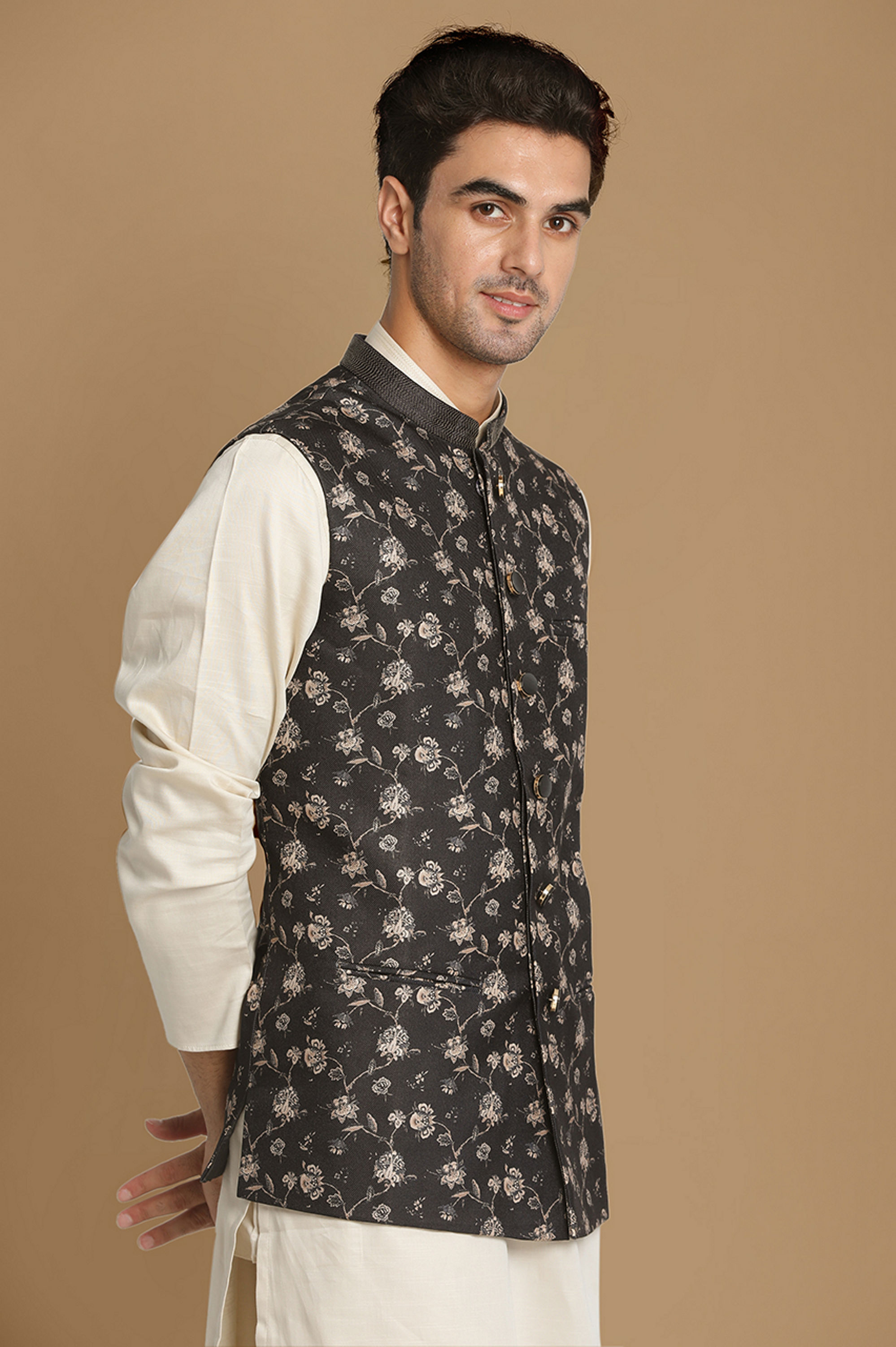 Manyavar Men Floral Print Blue Jacket With White Kurta Pajama