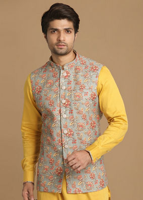 alt message - Manyavar Men Fine Light Orange Kurta Jacket image number 0